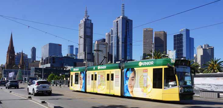 Yarra Trams Siemens Combino 3510 Garnier